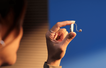 Maxtone’dan Teknolojik Atak: Sınıfının En İyisi Beltone Commence ile Yeni İşitme Deneyimi